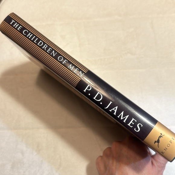 Dystopia. Children of men. Hardback novel - Picture 3 of 4